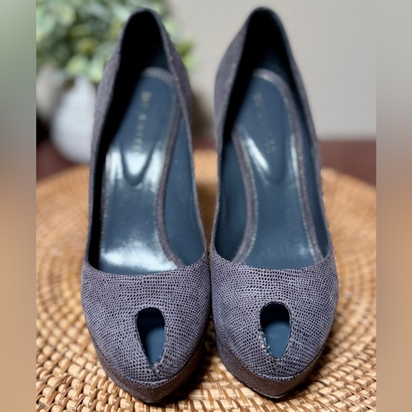 Sergio Rossi Gray Peep-Toe Heels - Picture 1 of 3
